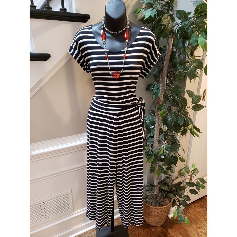 Old Navy Women's Medium Black & White Striped Jumpsuit Short Sleeves Viscose